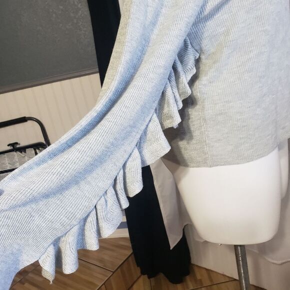 John & Jenn gray ribbed round neck sweater - Picture 5 of 6